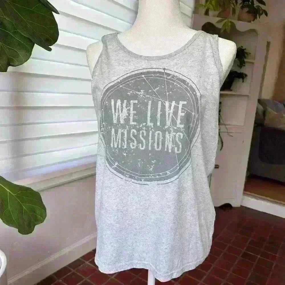 Bella + Canvas Gray Graphic Workout Tee - Size Medium
